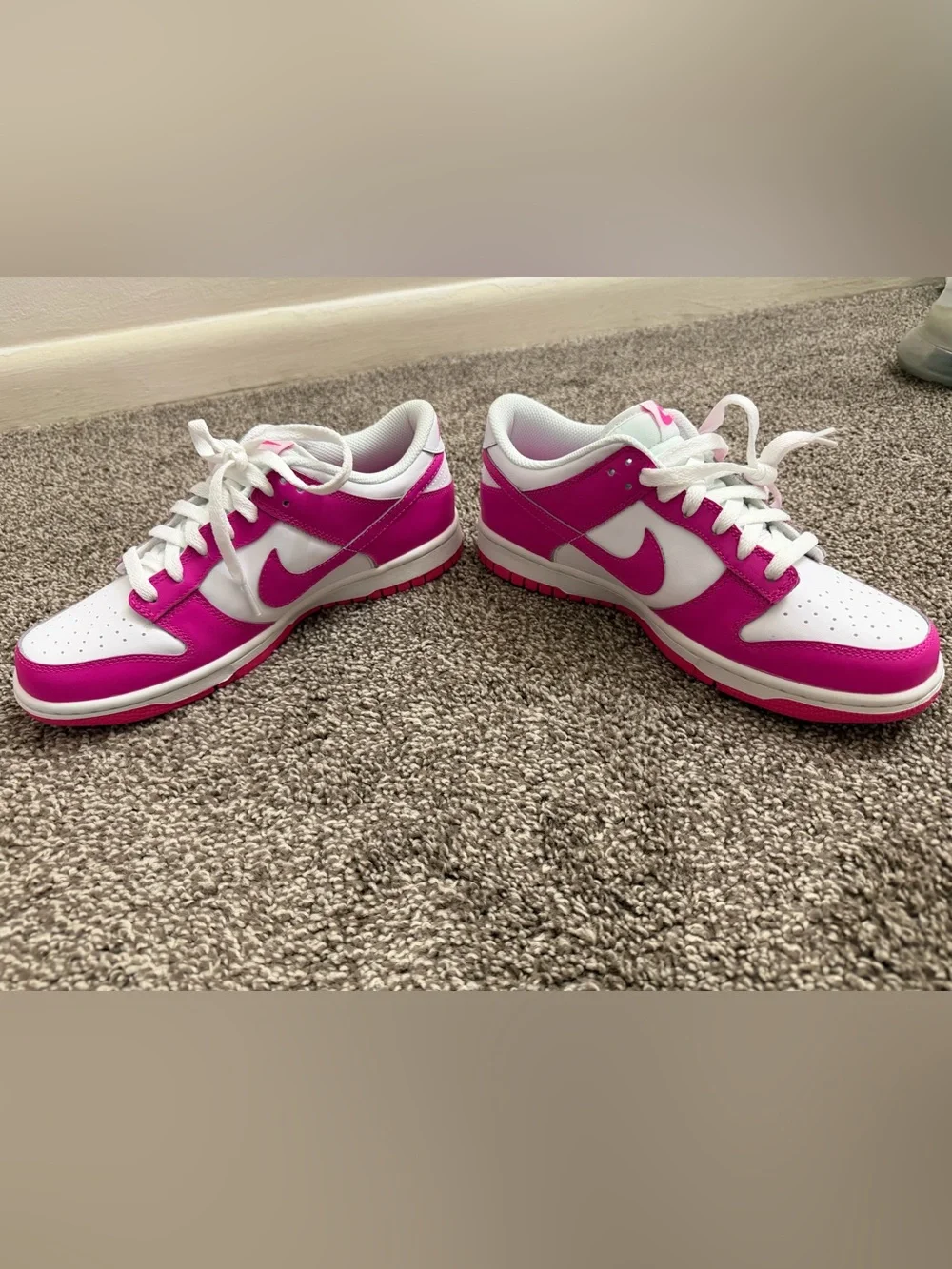 Nike Big Kids Dunk Low — White & Hot Pink GS 7Y